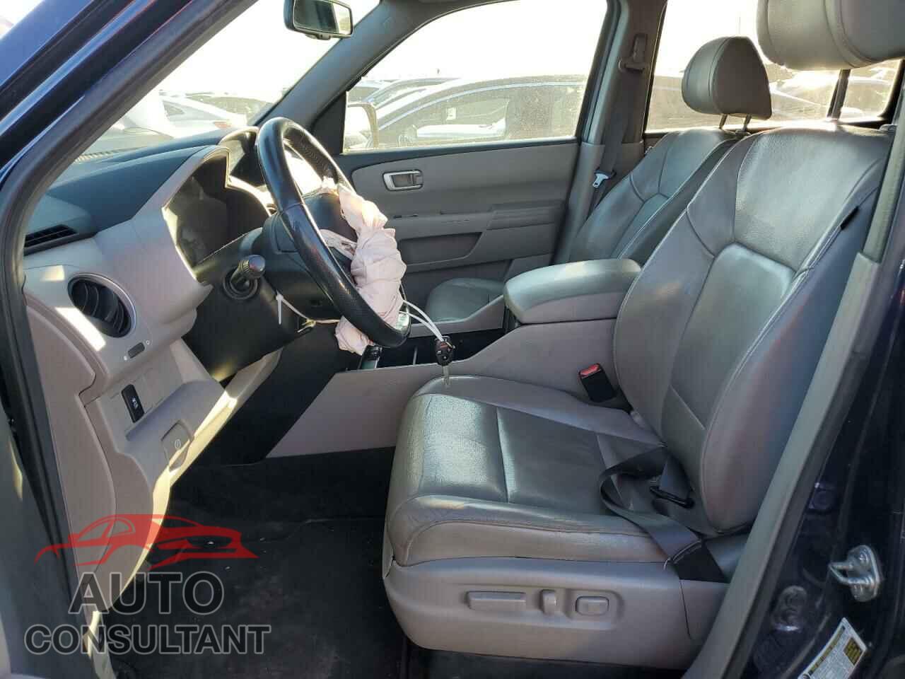 HONDA PILOT 2013 - 5FNYF4H51DB086158