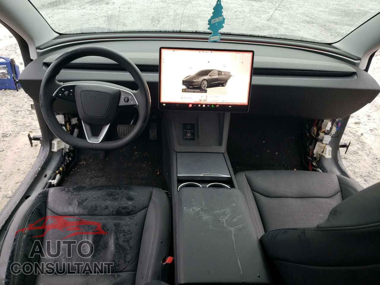 TESLA MODEL 3 2024 - 5YJ3E1EA5RF748960