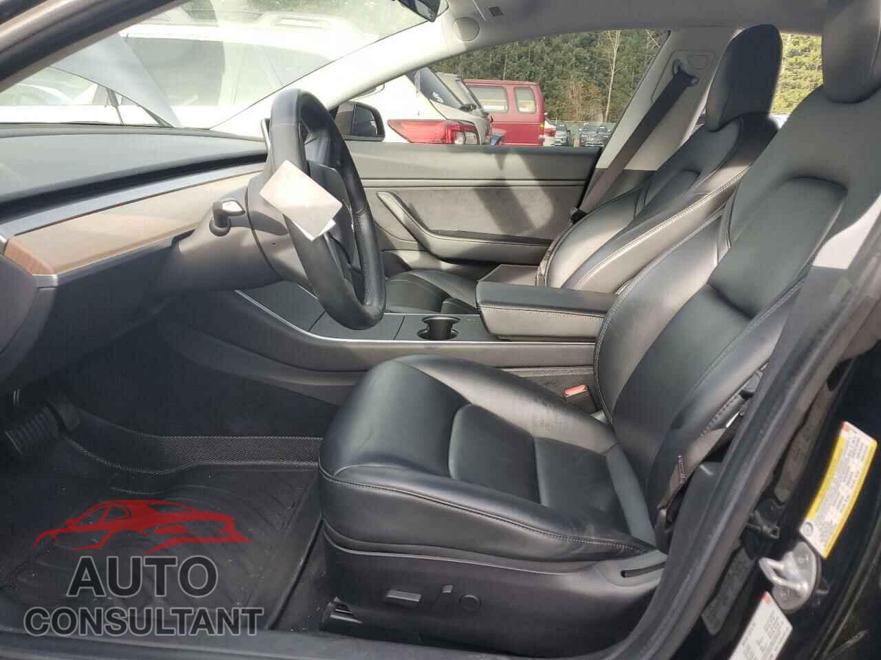TESLA MODEL 3 2018 - 5YJ3E1EA0JF071854