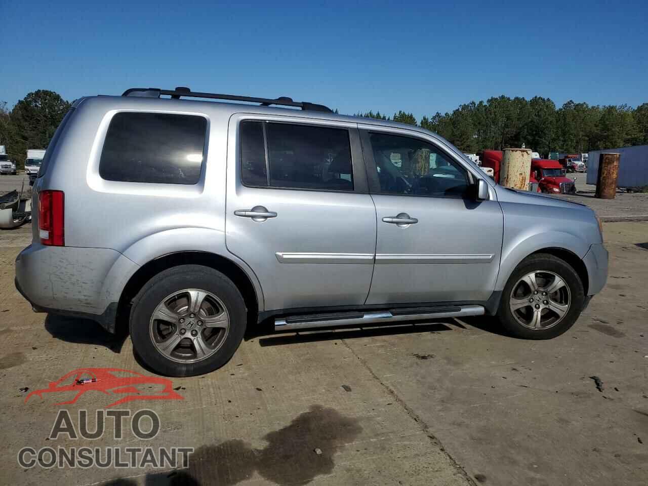 HONDA PILOT 2015 - 5FNYF3H53FB013046