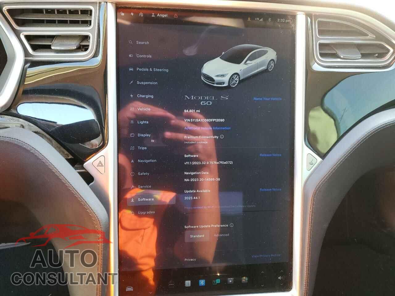 TESLA MODEL S 2013 - 5YJSA1CG8DFP12090