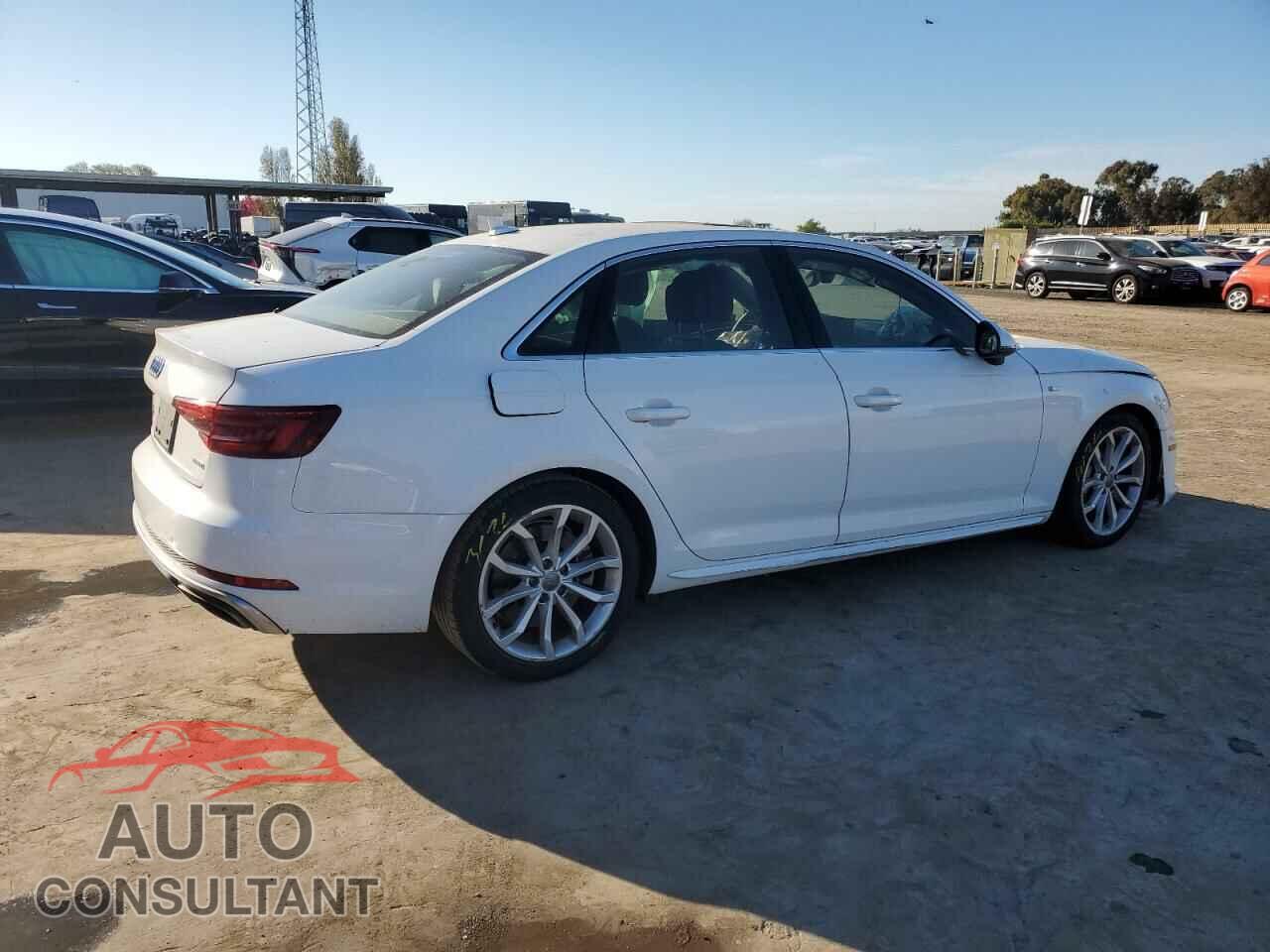 AUDI A4 2019 - WAUDNAF46KA084452
