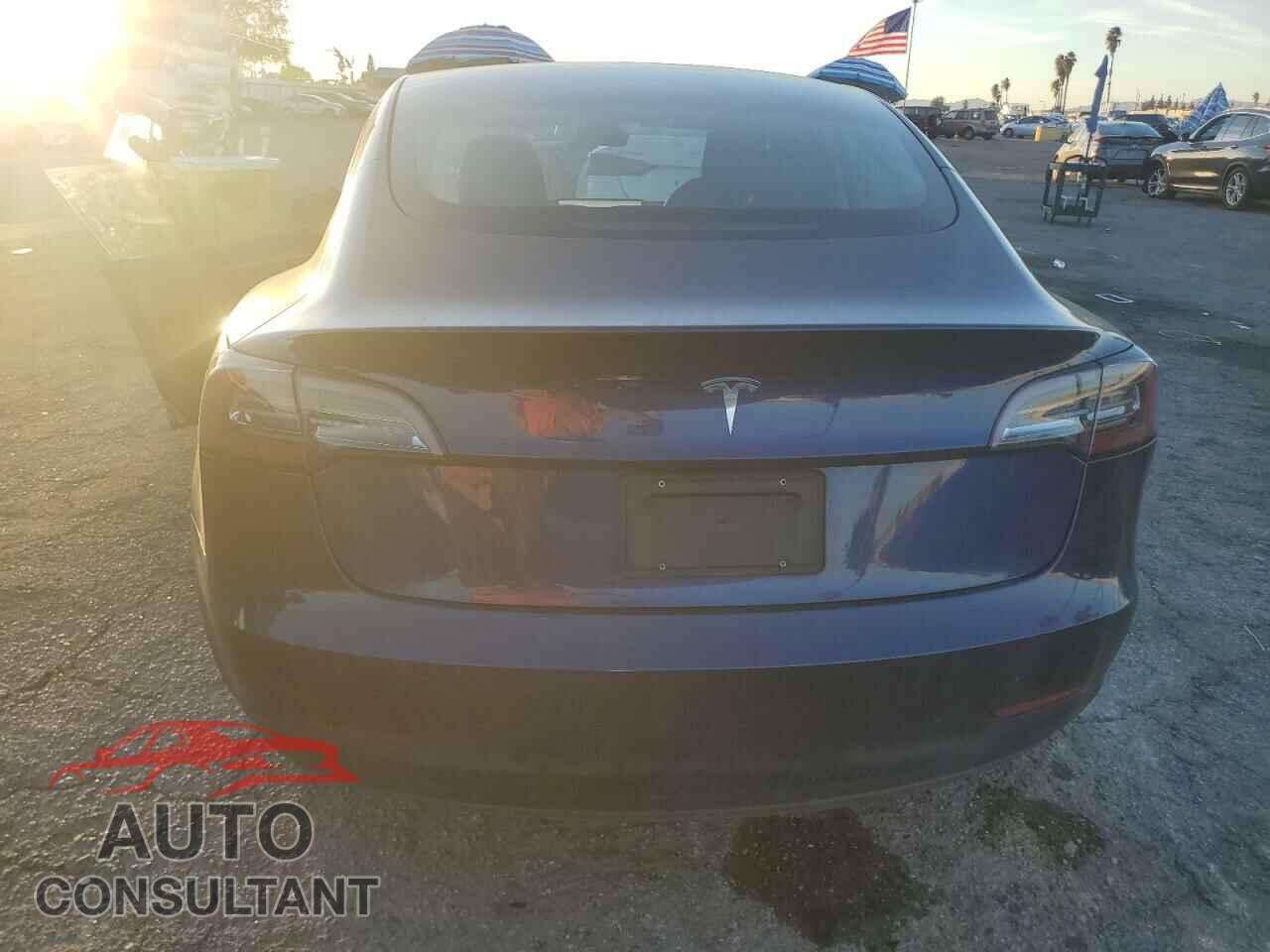 TESLA MODEL 3 2023 - 5YJ3E1EA5PF449448