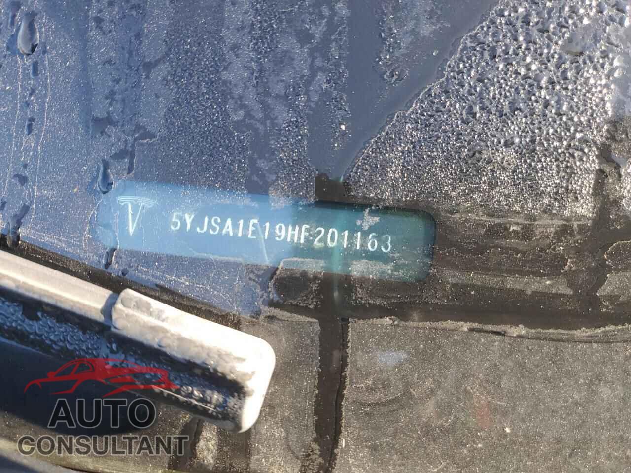 TESLA MODEL S 2017 - 5YJSA1E19HF201163