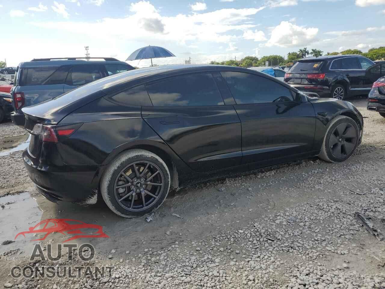 TESLA MODEL 3 2021 - 5YJ3E1EA8MF860015