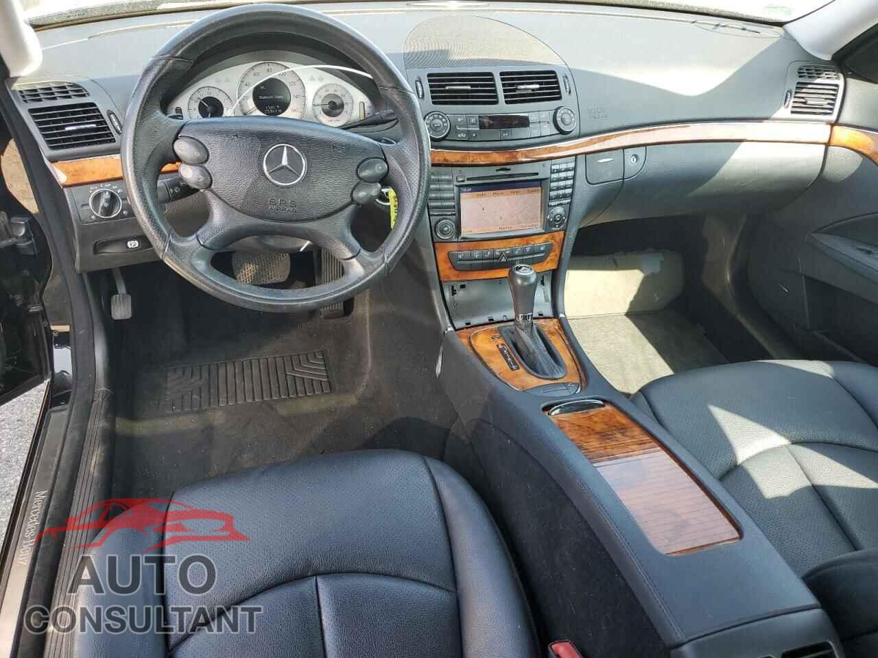 MERCEDES-BENZ E-CLASS 2009 - WDBUF56X49B396077