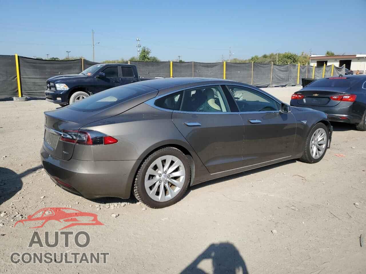 TESLA MODEL S 2016 - 5YJSA1E26GF148395