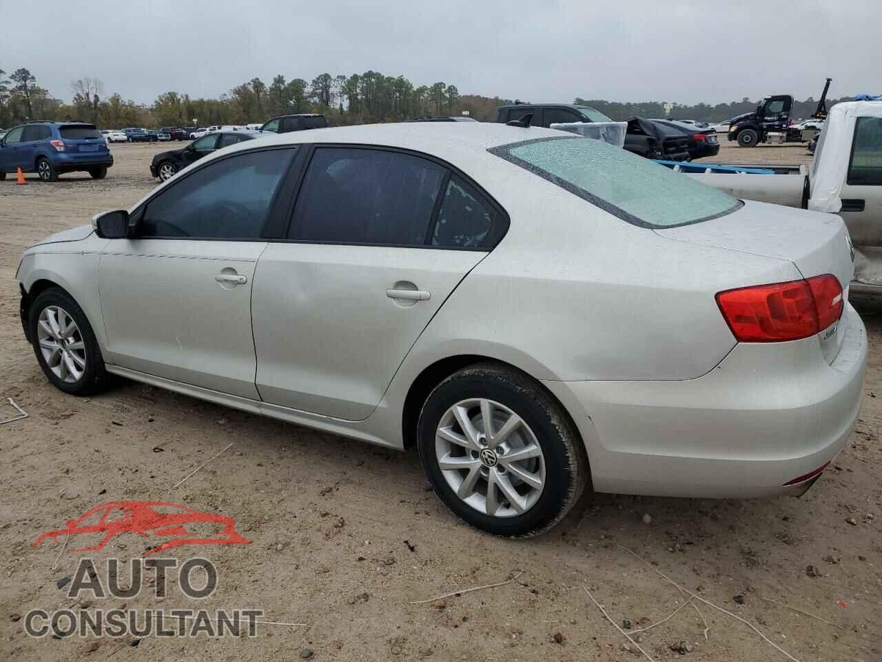 VOLKSWAGEN JETTA 2012 - 3VWDX7AJ5CM304405