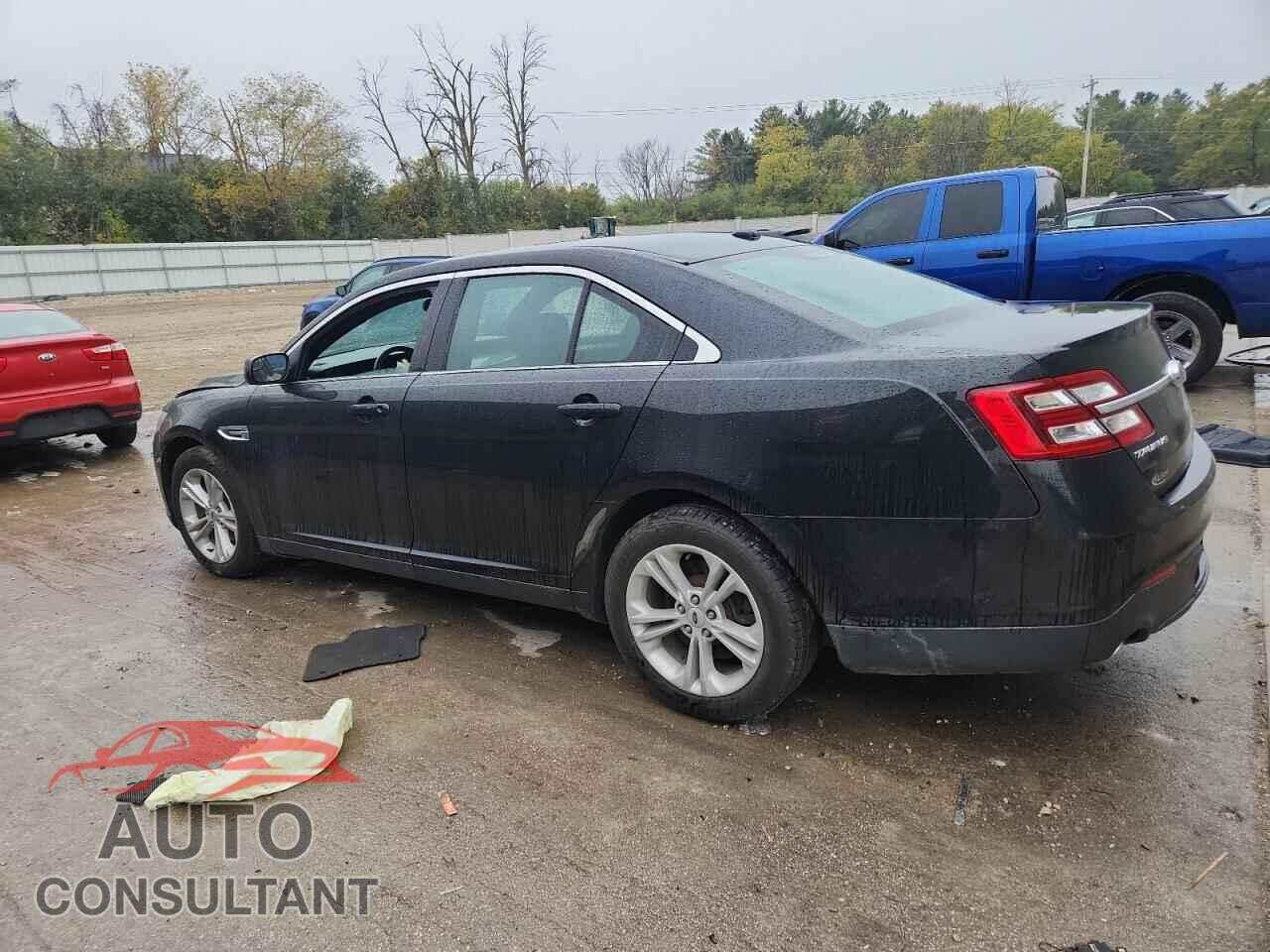 FORD TAURUS 2015 - 1FAHP2E82FG156815