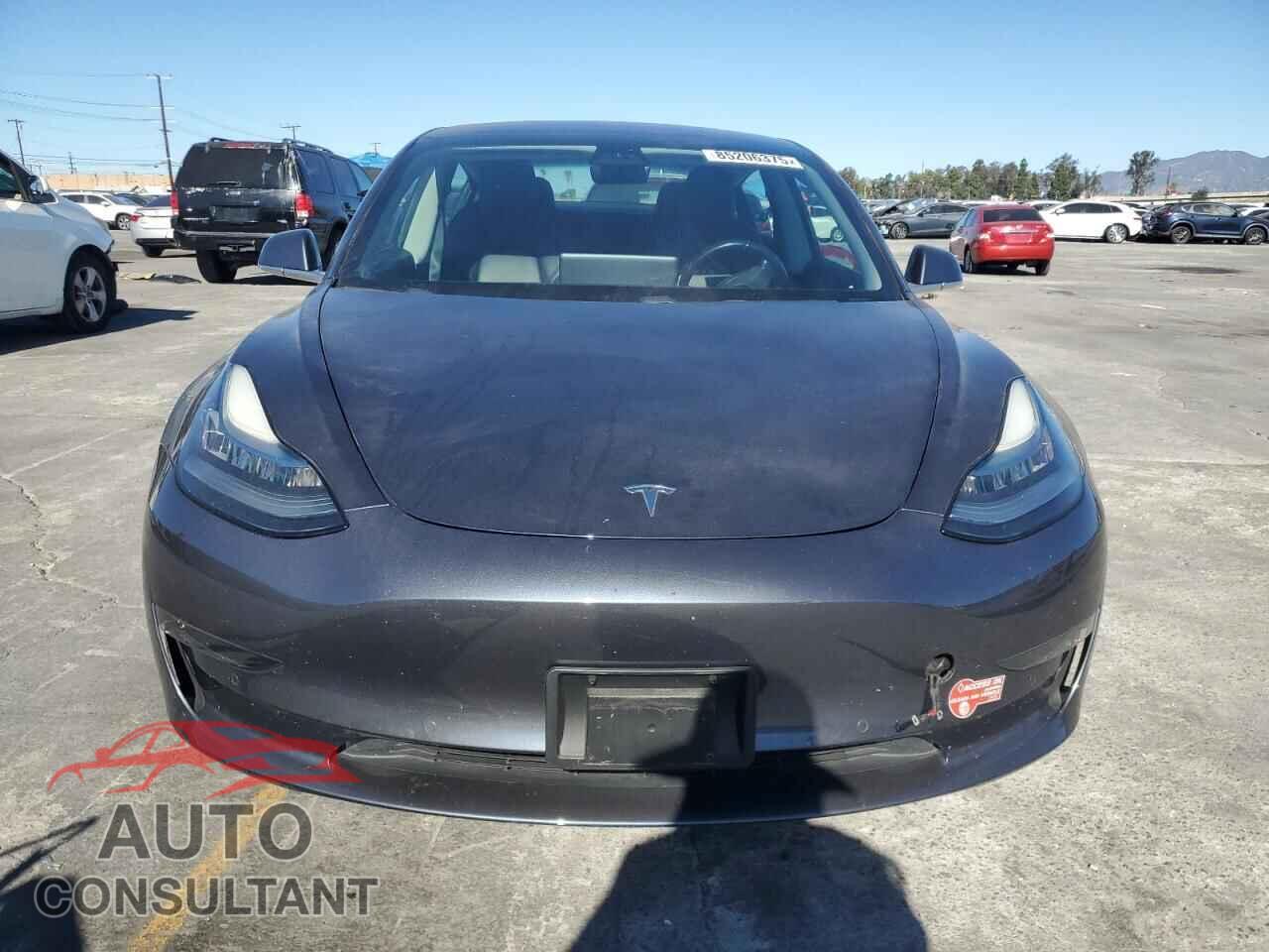 TESLA MODEL 3 2018 - 5YJ3E1EA9JF021731