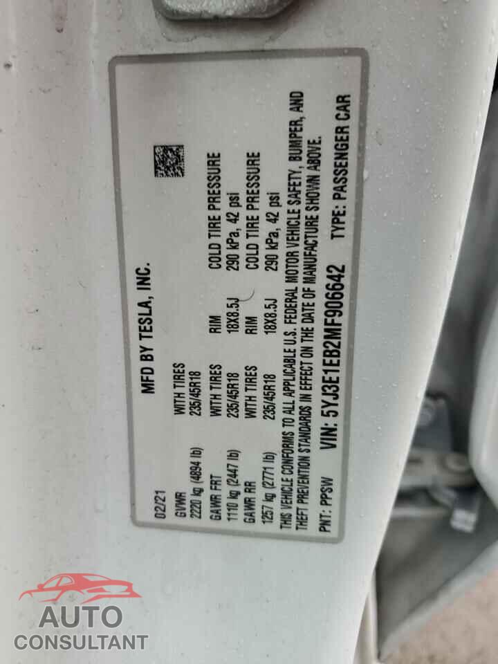 TESLA MODEL 3 2021 - 5YJ3E1EB2MF906642