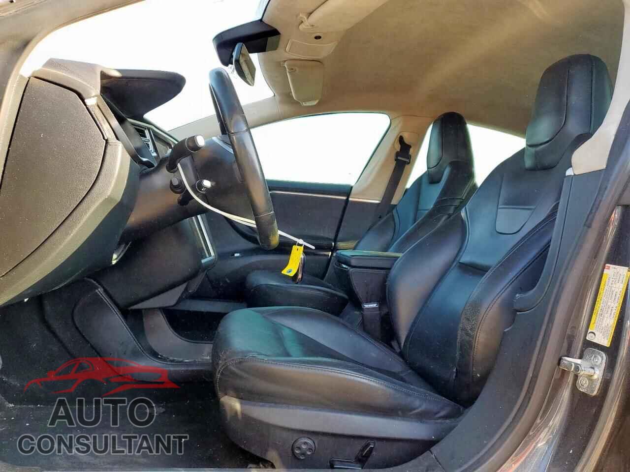 TESLA MODEL S 2015 - 5YJSA1E24FF114924