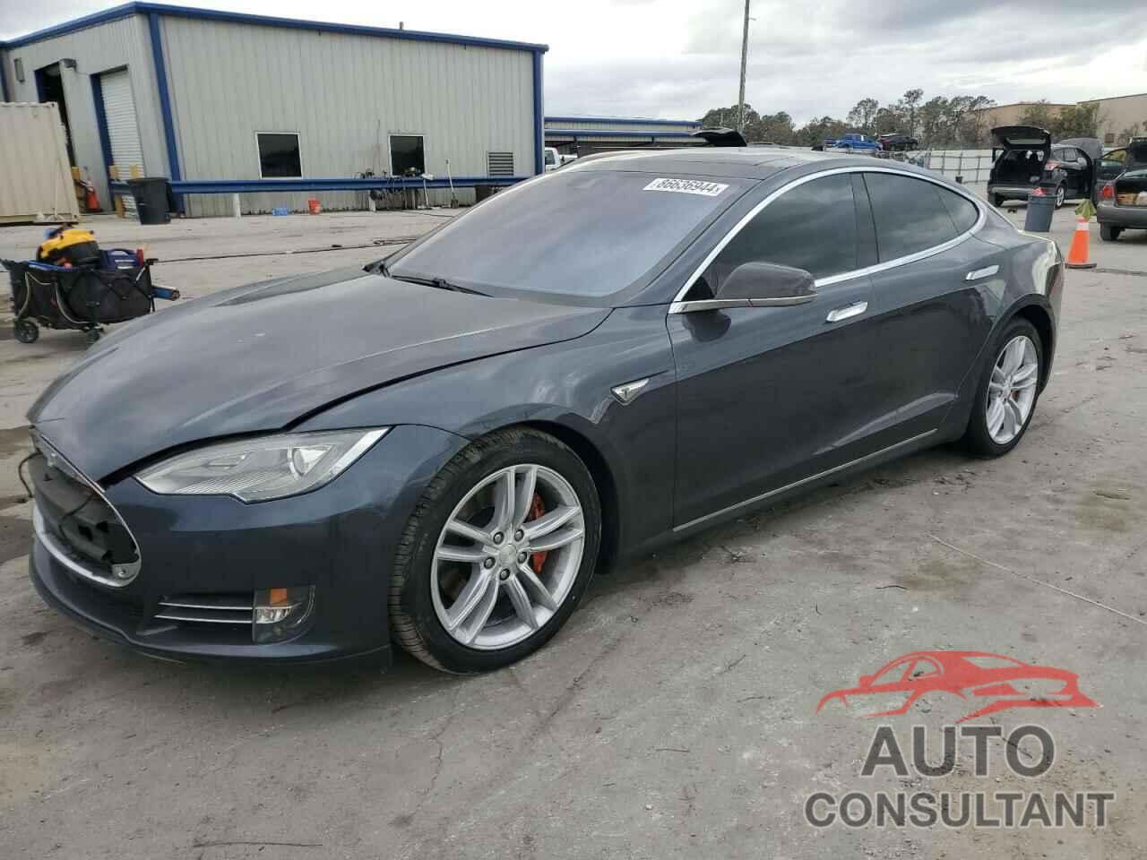 TESLA MODEL S 2015 - 5YJSA1E26FF105240