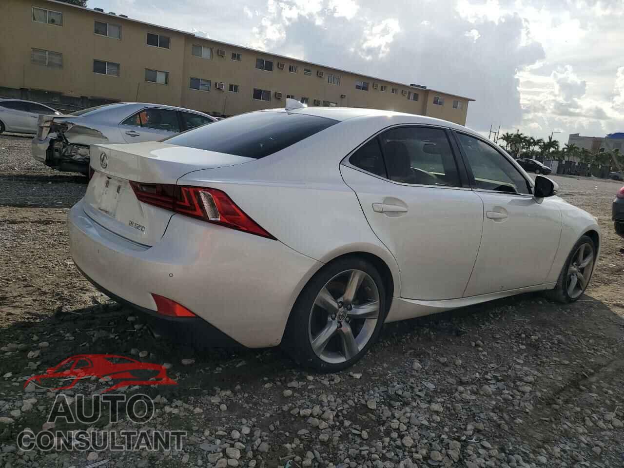 LEXUS IS 2016 - JTHBE1D2XG5024135