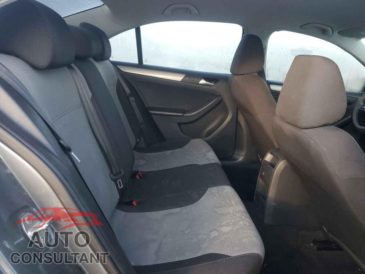 VOLKSWAGEN JETTA 2017 - 3VW2B7AJ4HM401852