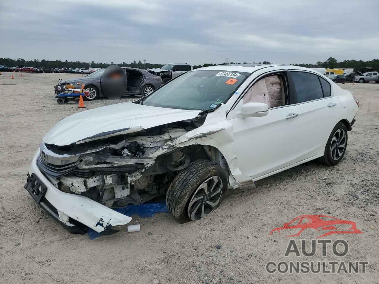 HONDA ACCORD 2016 - 1HGCR2F82GA029680