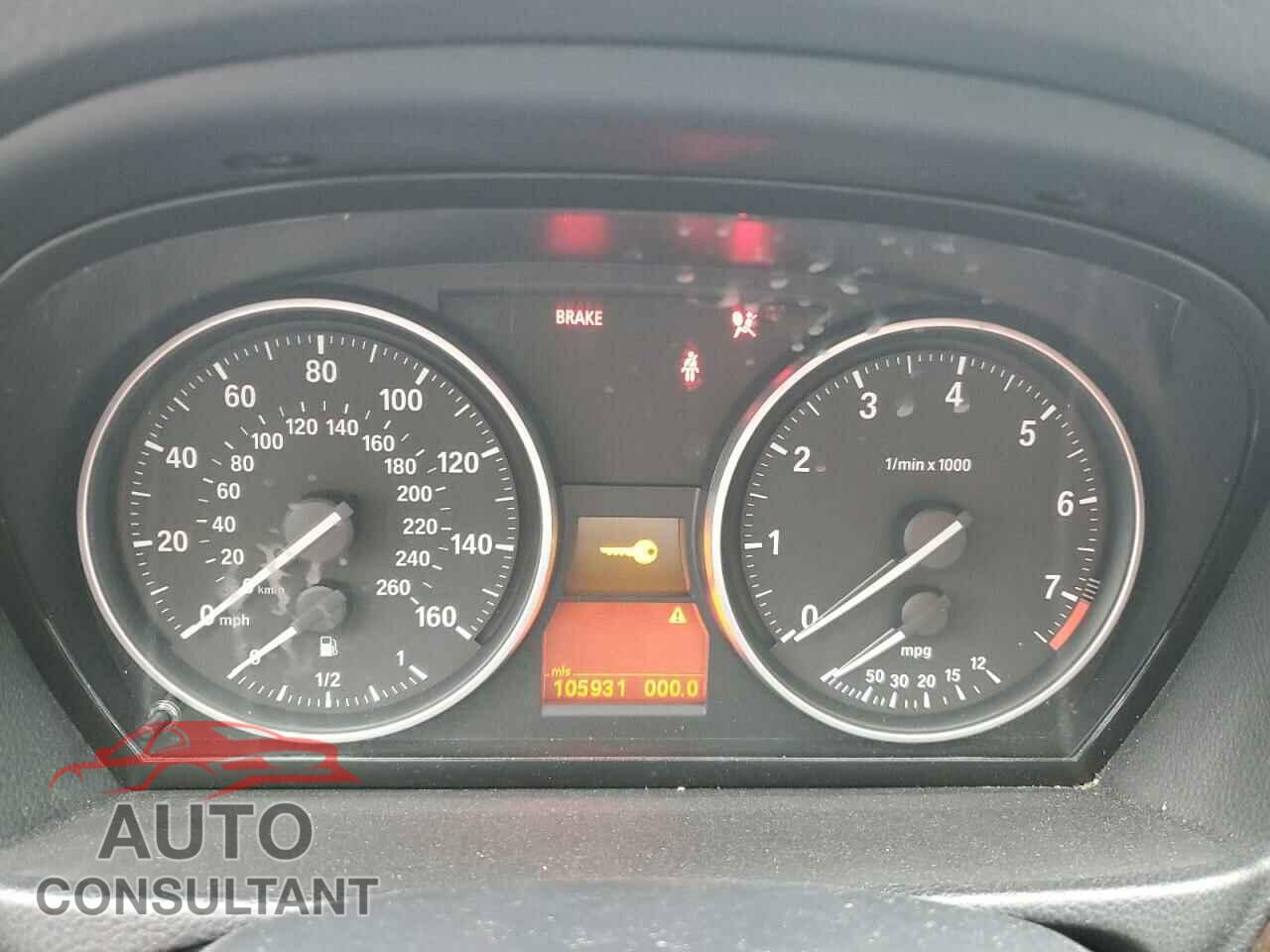 BMW 3 SERIES 2011 - WBAPH7C51BA801053