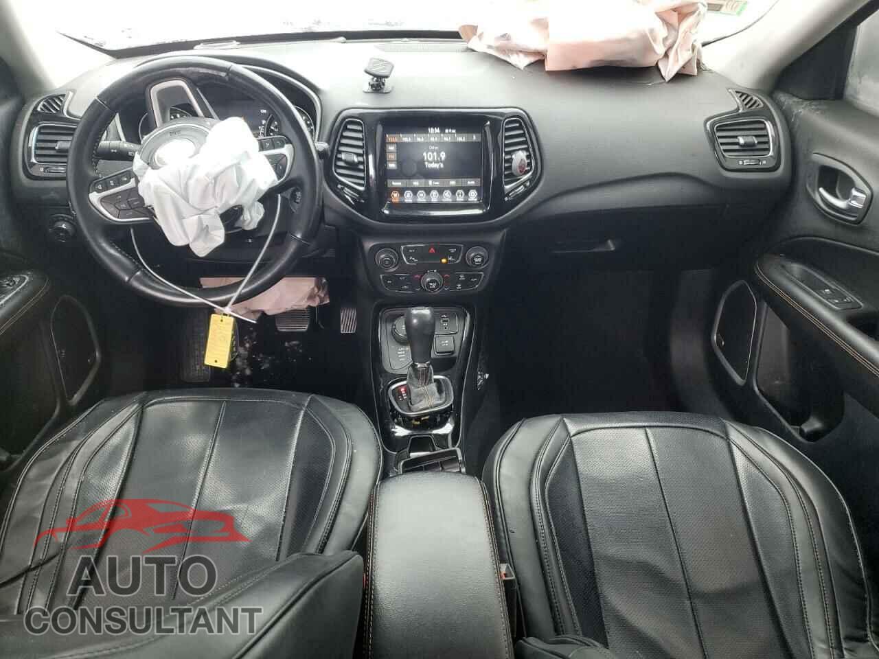 JEEP COMPASS 2021 - 3C4NJDCB0MT551111
