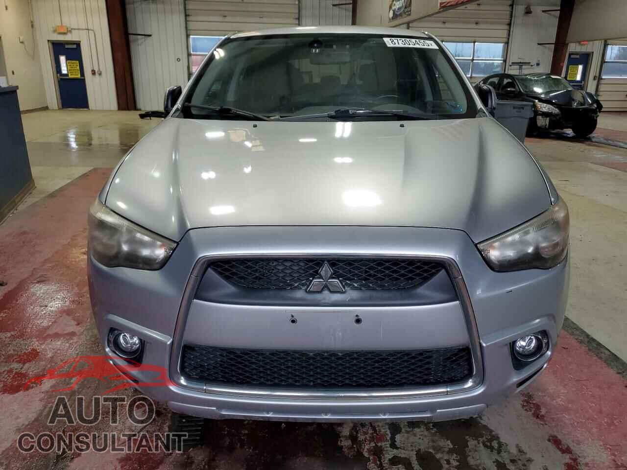 MITSUBISHI OUTLANDER 2011 - JA4AR4AUXBZ015133