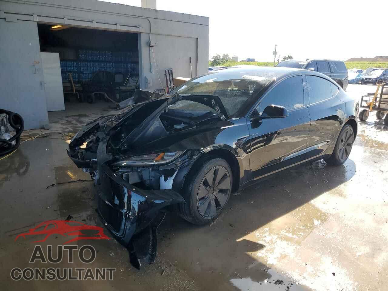 TESLA MODEL 3 2025 - 5YJ3E1EAXSF057381