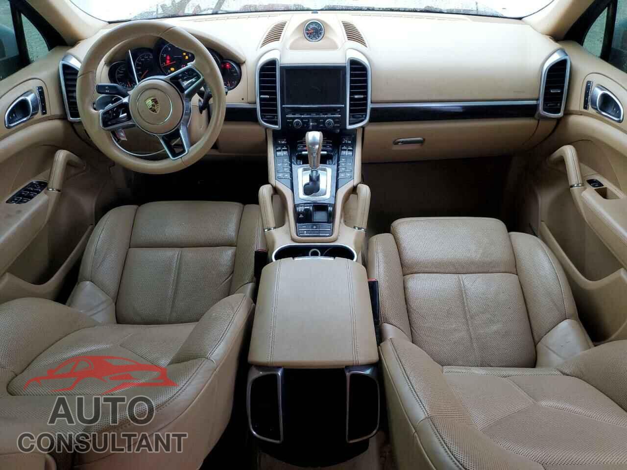 PORSCHE CAYENNE 2016 - WP1AA2A24GLA11362