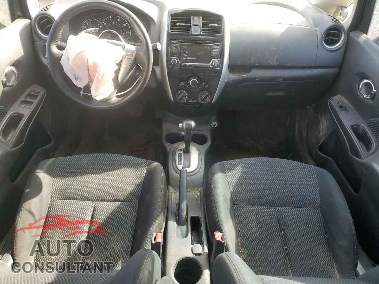 NISSAN VERSA 2017 - 3N1CE2CP5HL378545