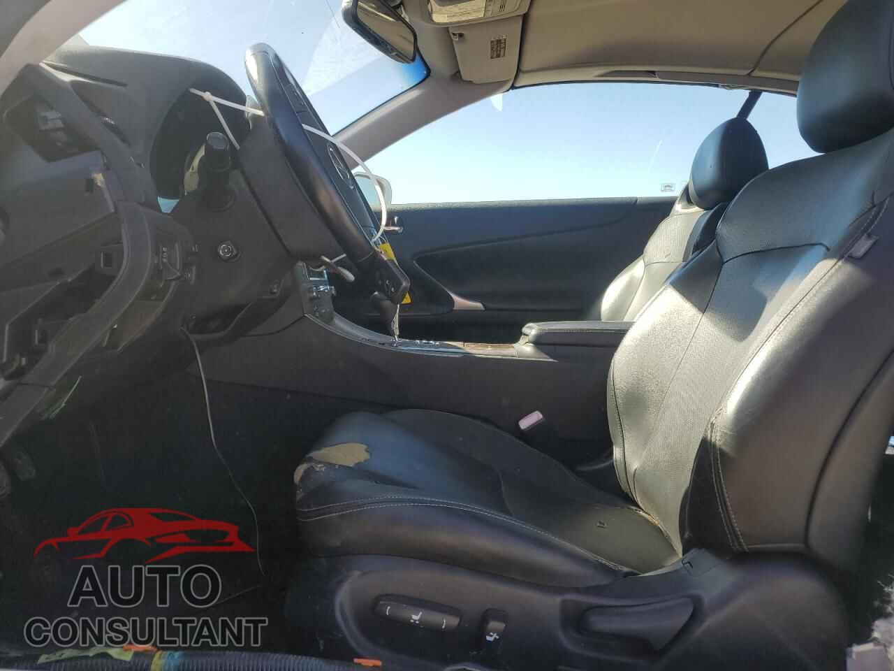 LEXUS IS 2010 - JTHFE2C29A2500053