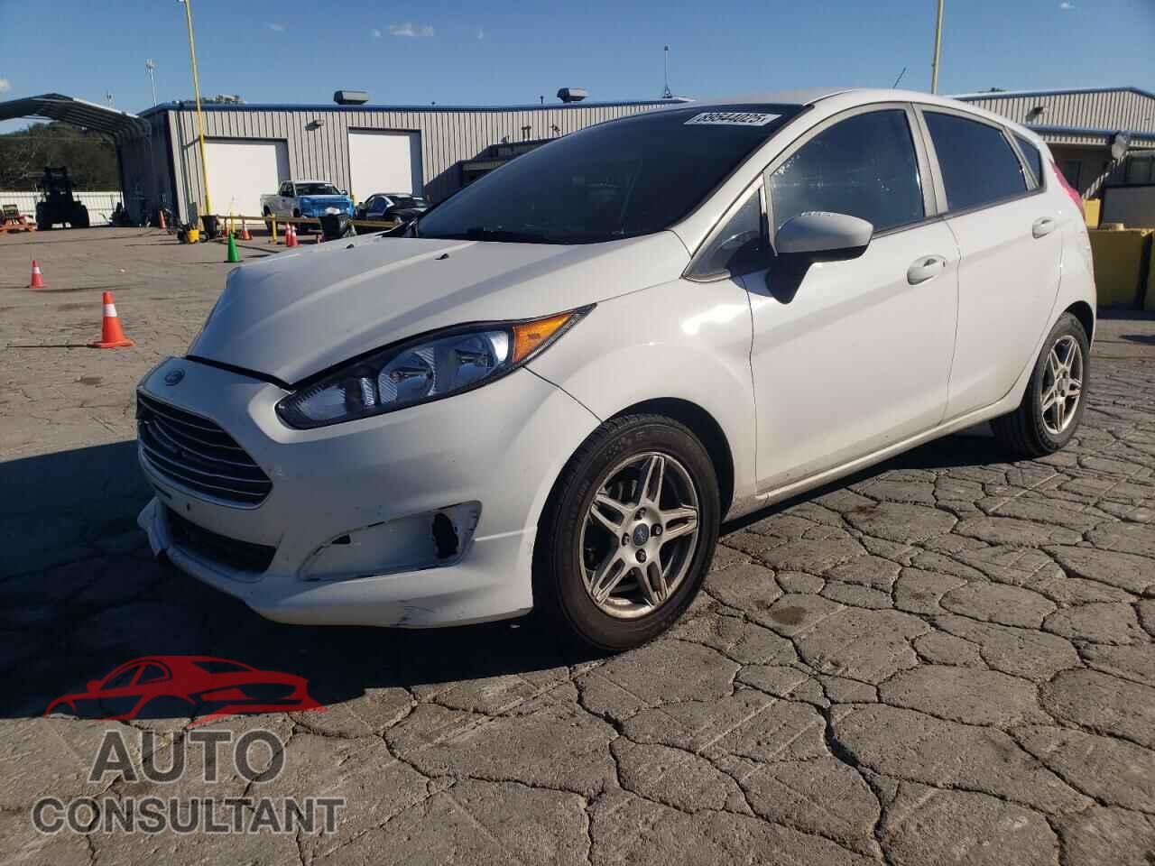 FORD FIESTA 2017 - 3FADP4EJ9HM131965