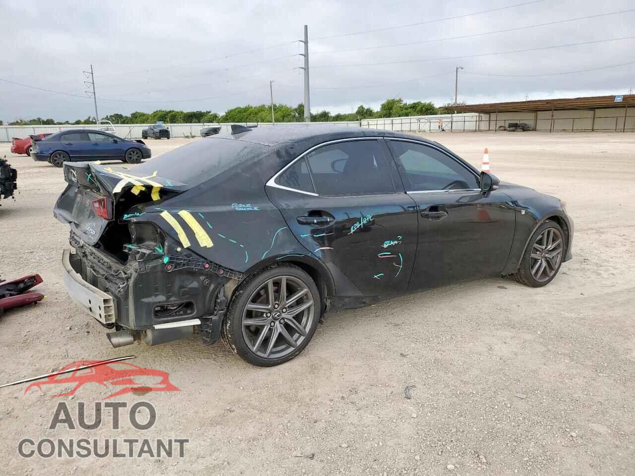 LEXUS IS 2014 - JTHBE1D24E5013595