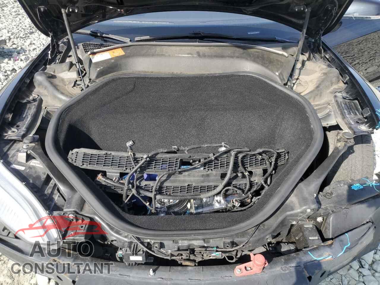 TESLA MODEL S 2015 - 5YJSA1V21FF099475