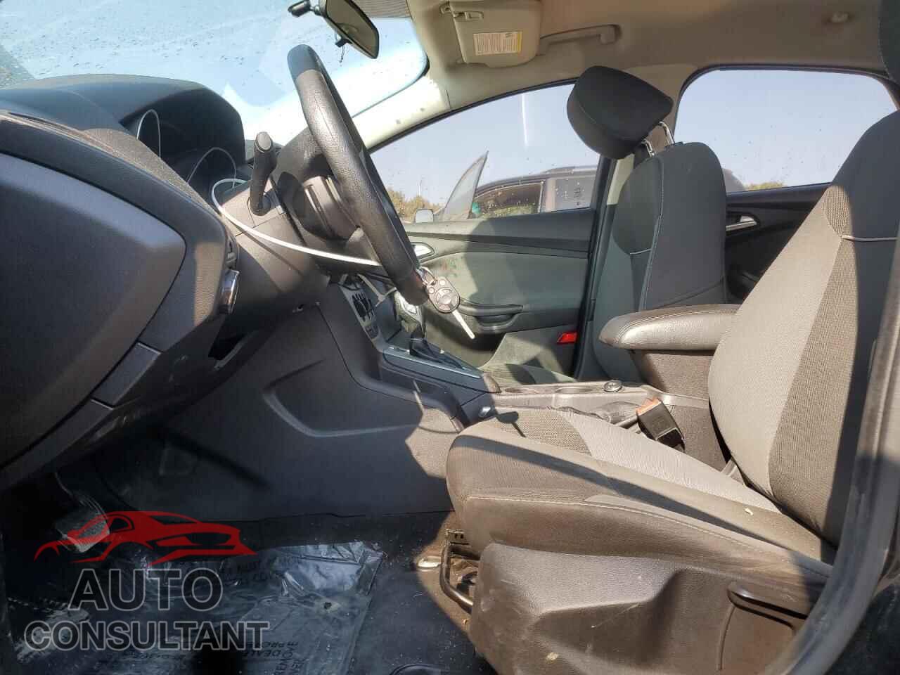FORD FOCUS 2014 - 1FADP3K24EL404265