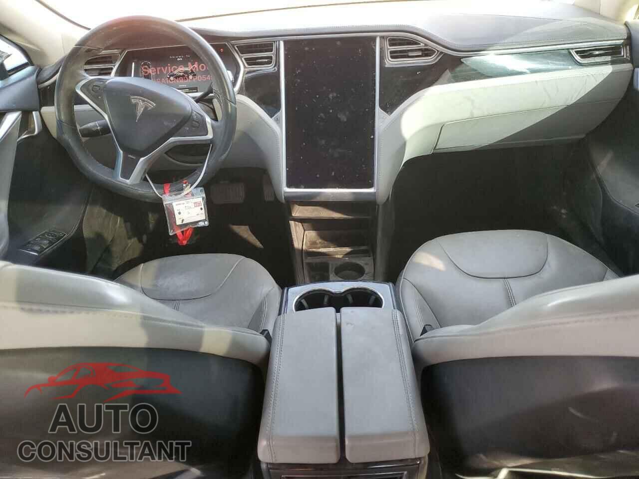 TESLA MODEL S 2013 - 5YJSA1CN9DFP05499