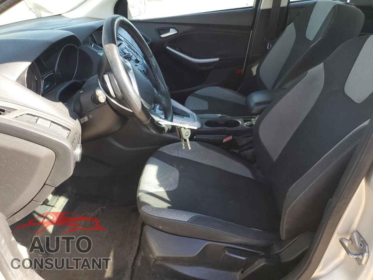 FORD FOCUS 2012 - 1FAHP3F29CL434614