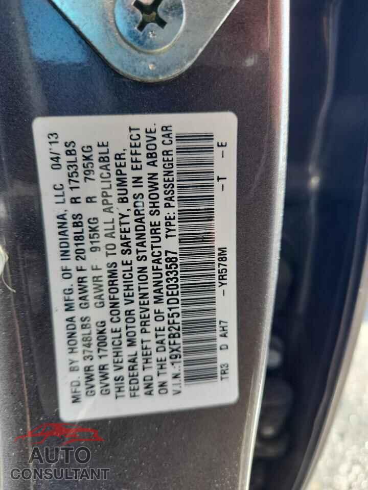 HONDA CIVIC 2013 - 19XFB2F51DE033587