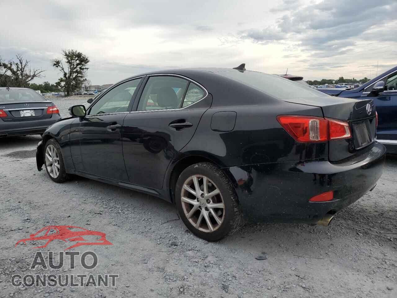 LEXUS IS 2013 - JTHCF5C22D5063050