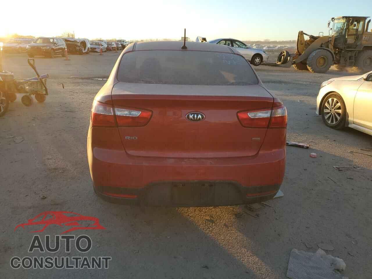 KIA RIO 2015 - KNADM4A38F6457048