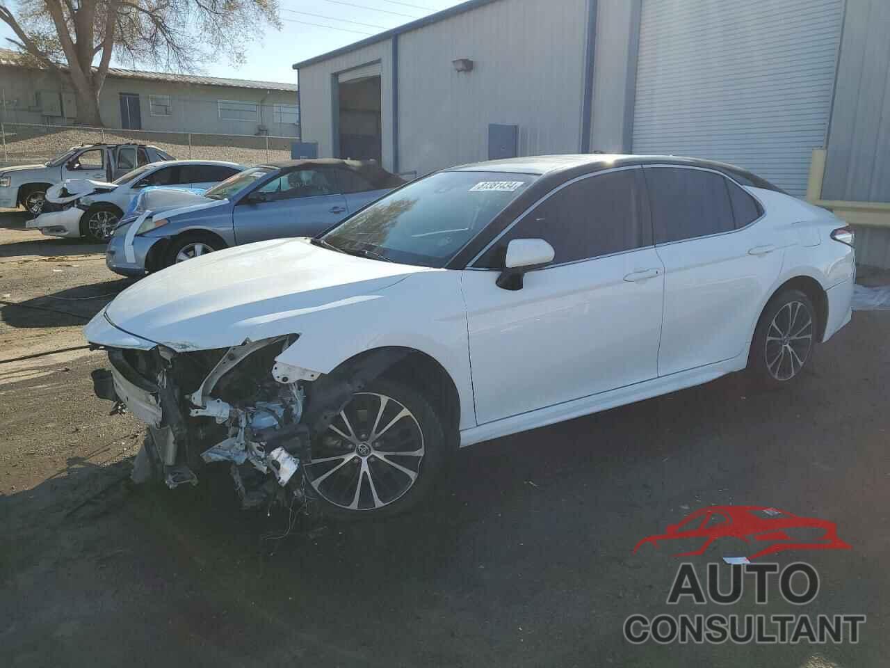 TOYOTA CAMRY 2020 - 4T1G11AK2LU358484