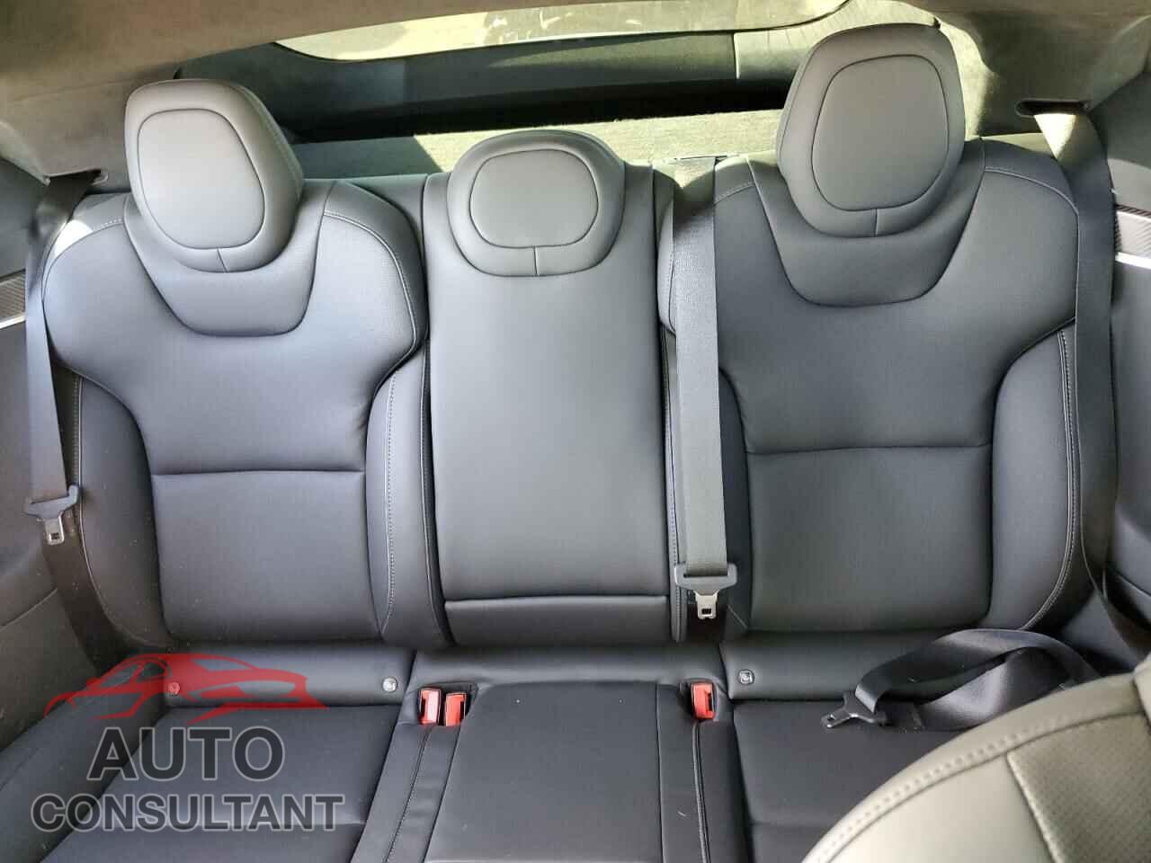 TESLA MODEL S 2021 - 5YJSA1E68MF452097