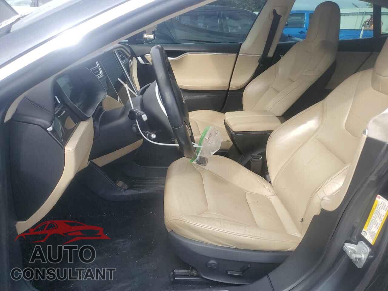 TESLA MODEL S 2014 - 5YJSA1H24EFP66713