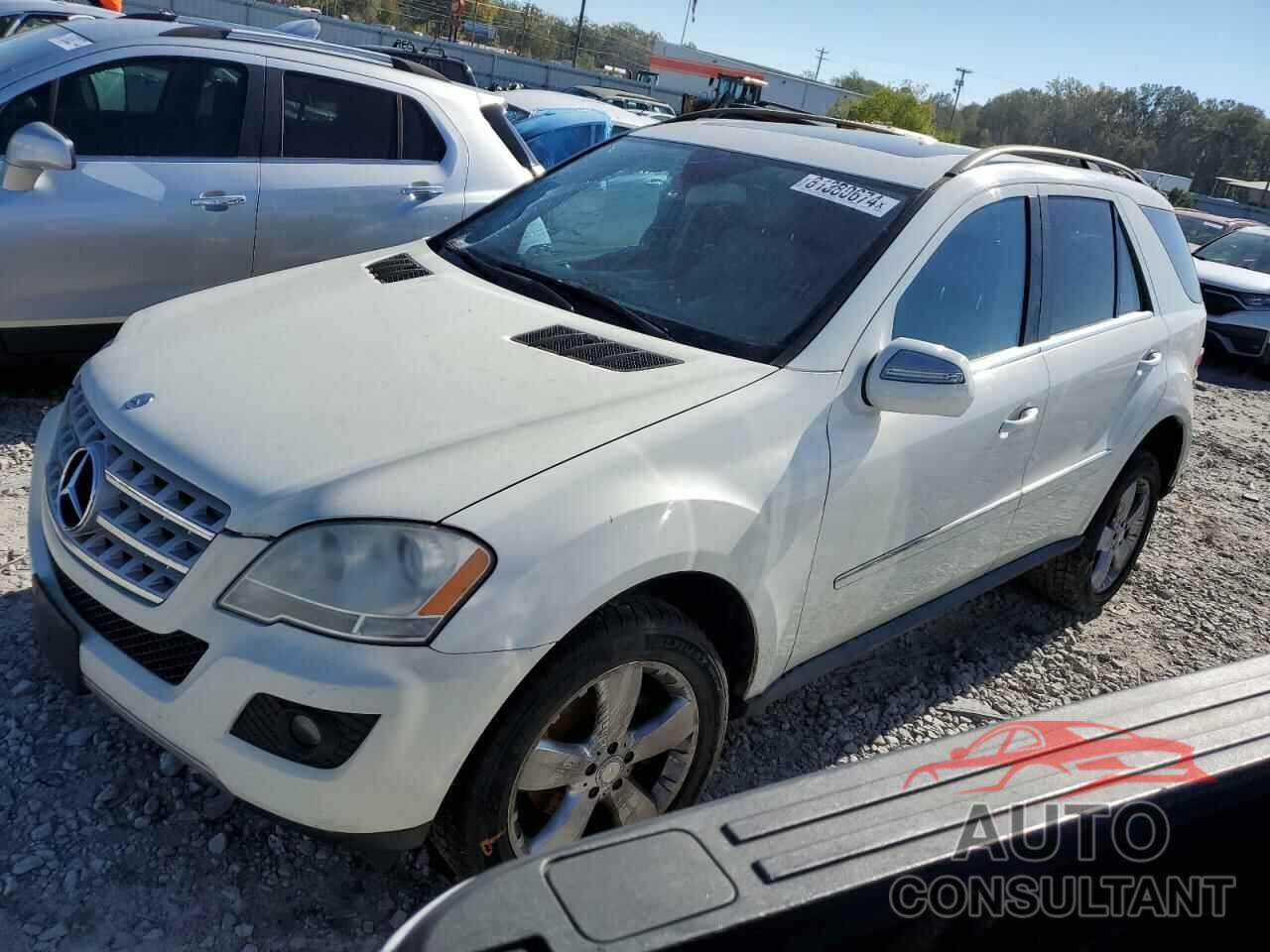 MERCEDES-BENZ M-CLASS 2010 - 4JGBB5GB0AA533917