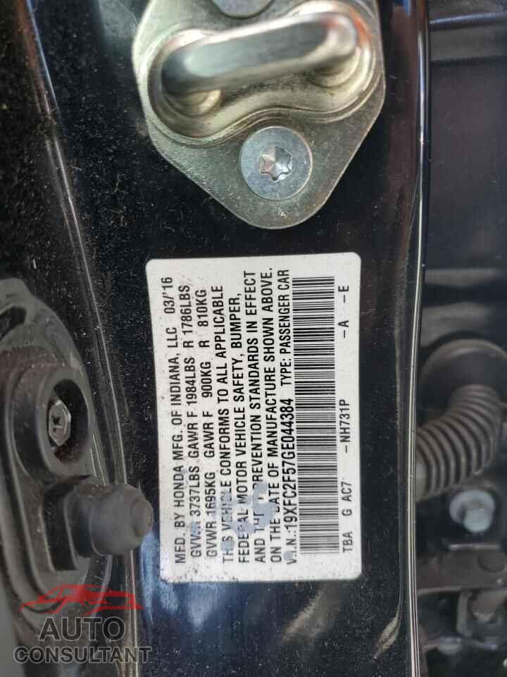 HONDA CIVIC 2016 - 19XFC2F57GE044384