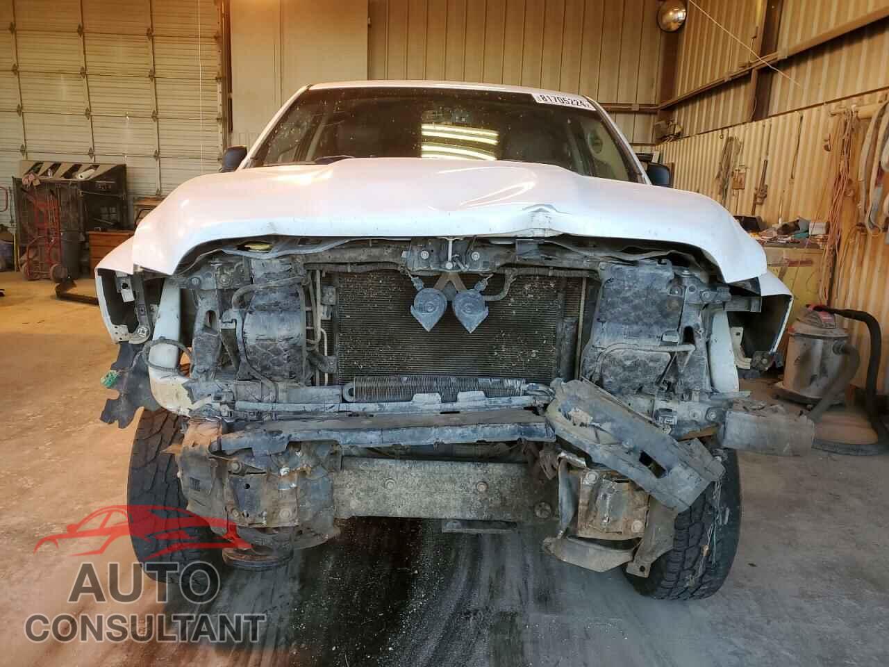DODGE RAM 1500 2012 - 1C6RD7KT4CS205669