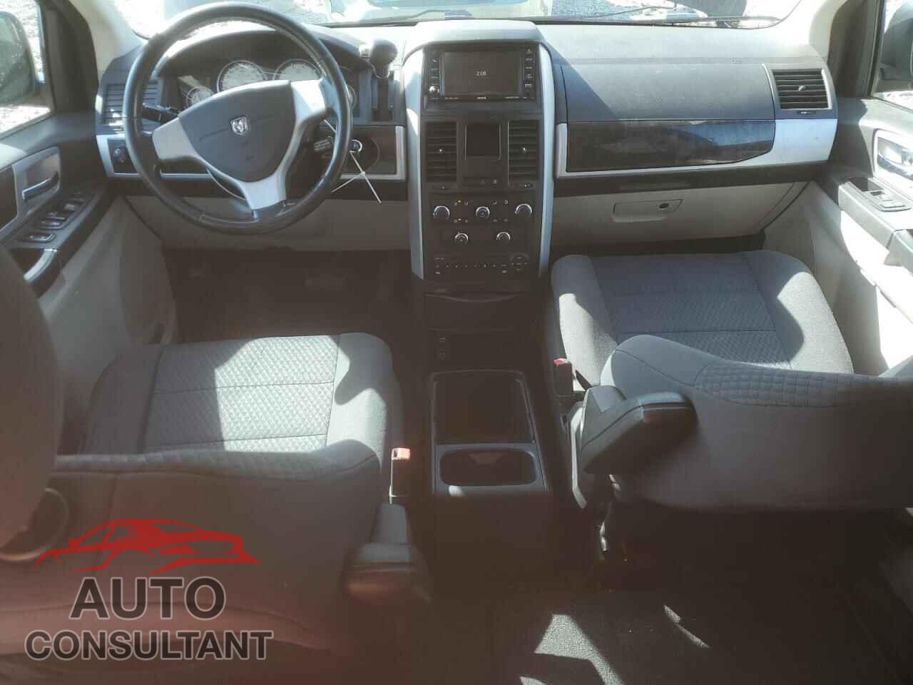 DODGE CARAVAN 2010 - 2D4RN5D13AR145441