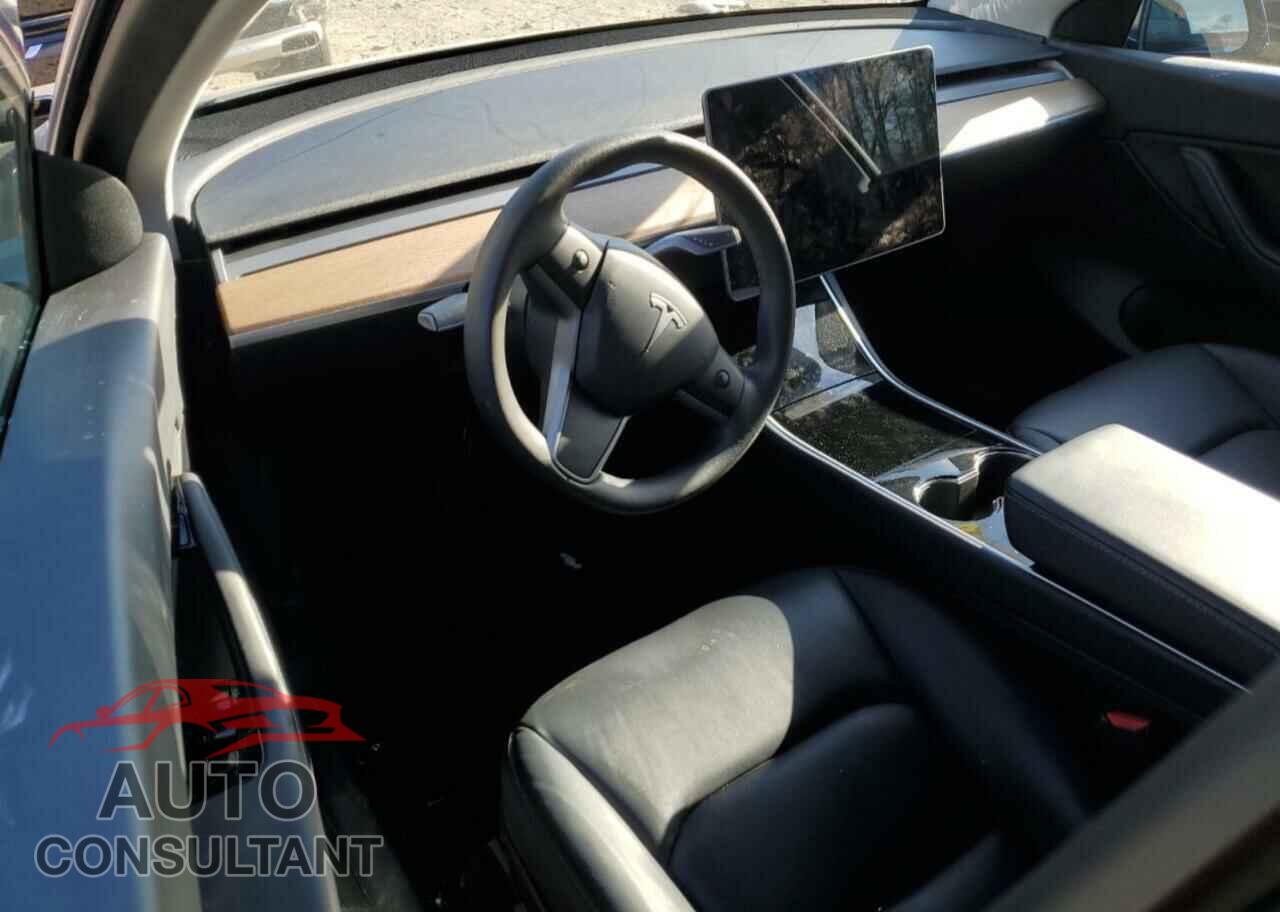 TESLA MODEL Y 2020 - 5YJYGDEF3LF001037