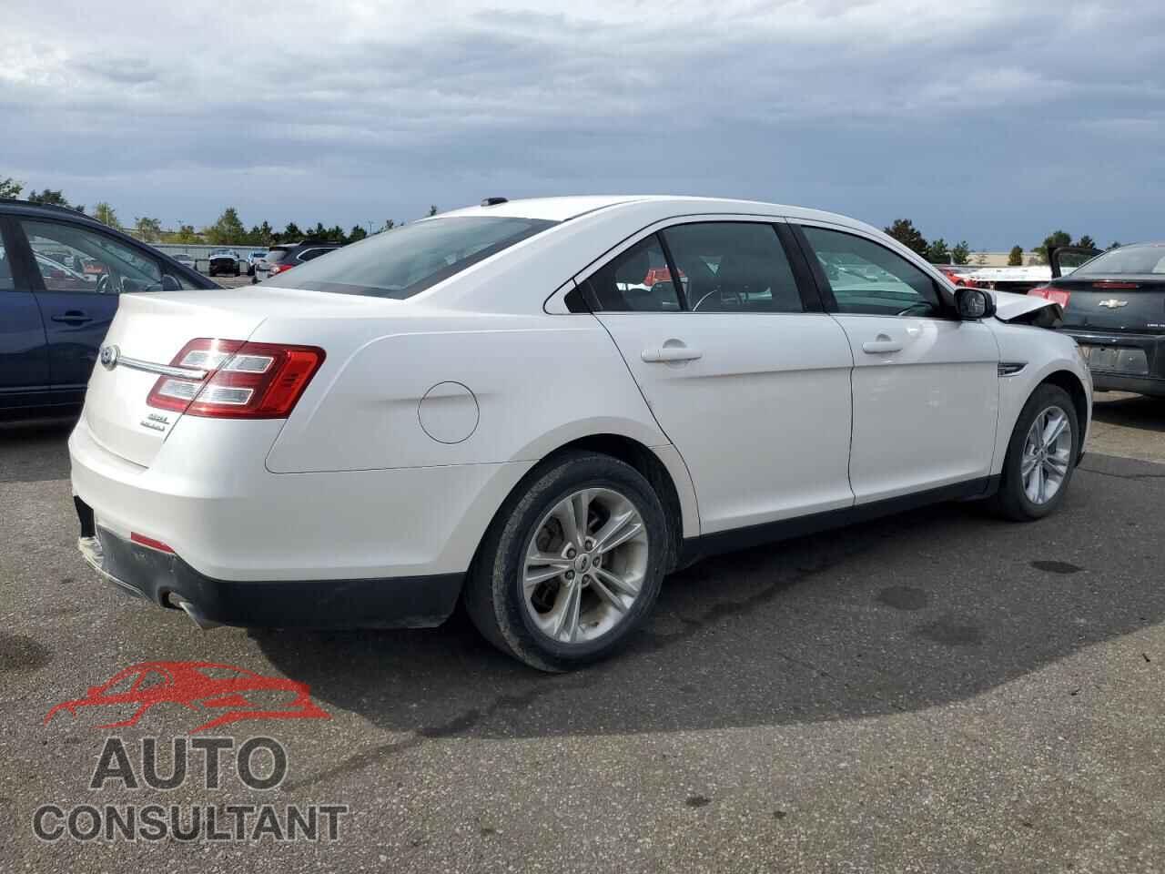 FORD TAURUS 2013 - 1FAHP2E85DG212212