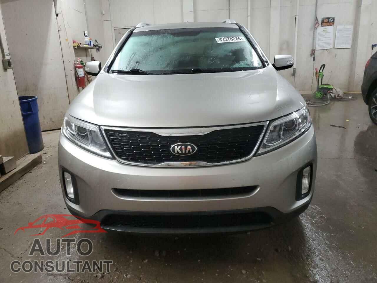KIA SORENTO 2014 - 5XYKTCA65EG527294