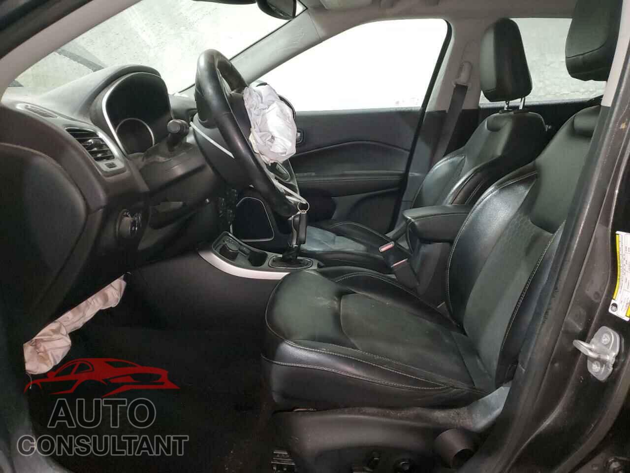 JEEP COMPASS 2018 - 3C4NJDBB1JT436563