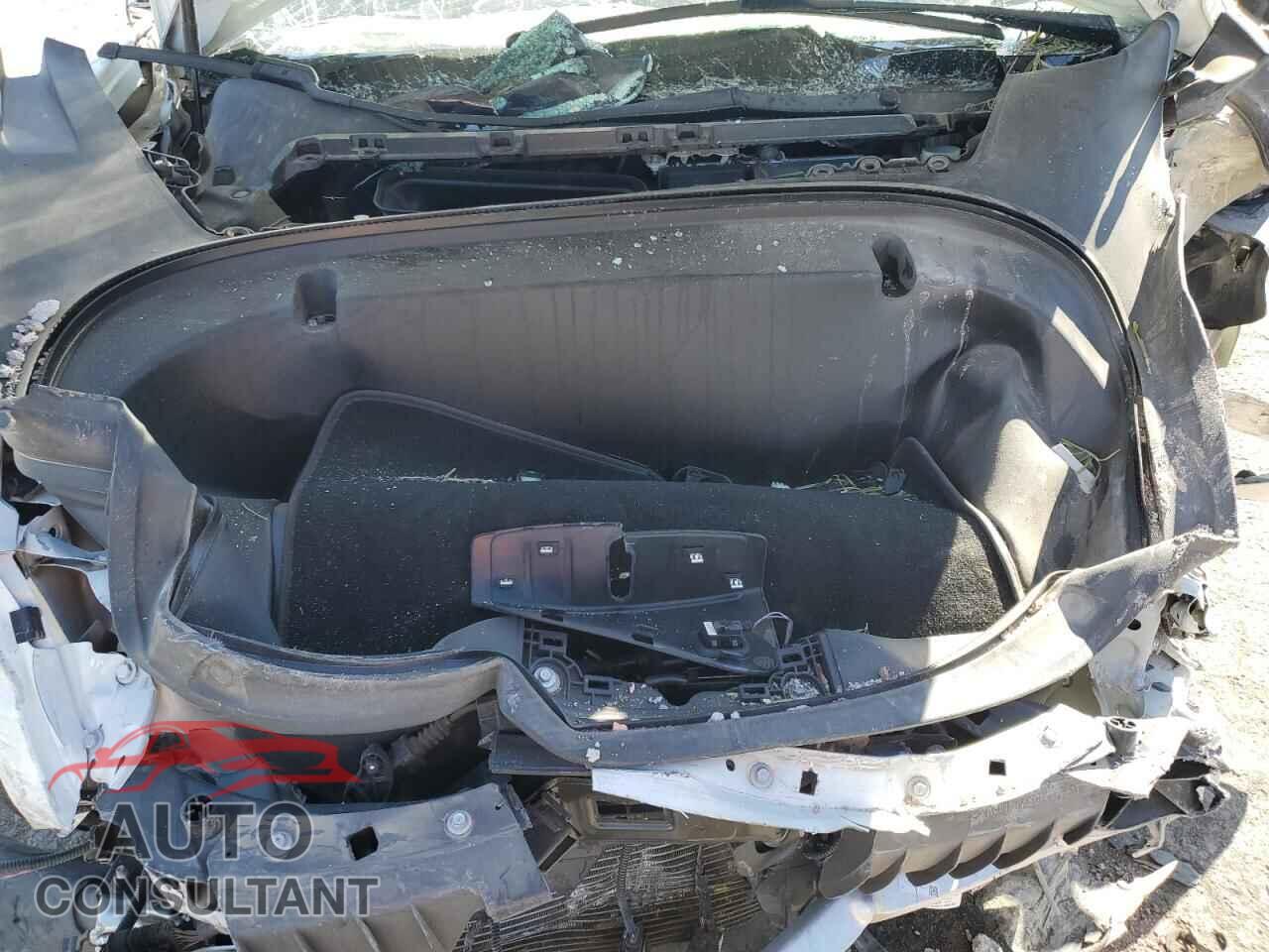 TESLA MODEL 3 2018 - 5YJ3E1EA4JF015688