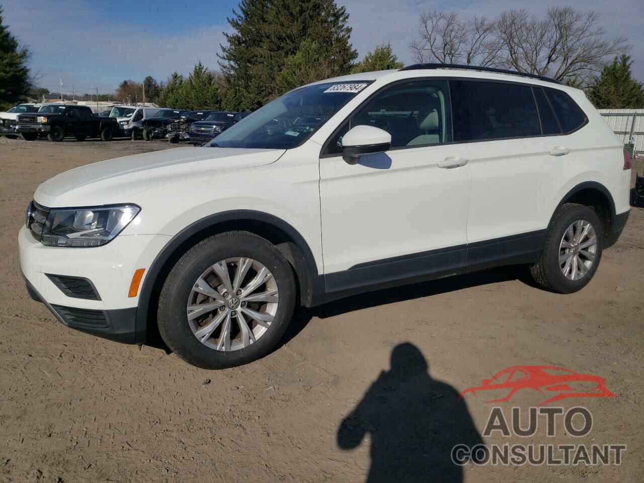 VOLKSWAGEN TIGUAN 2018 - 3VV1B7AXXJM079227