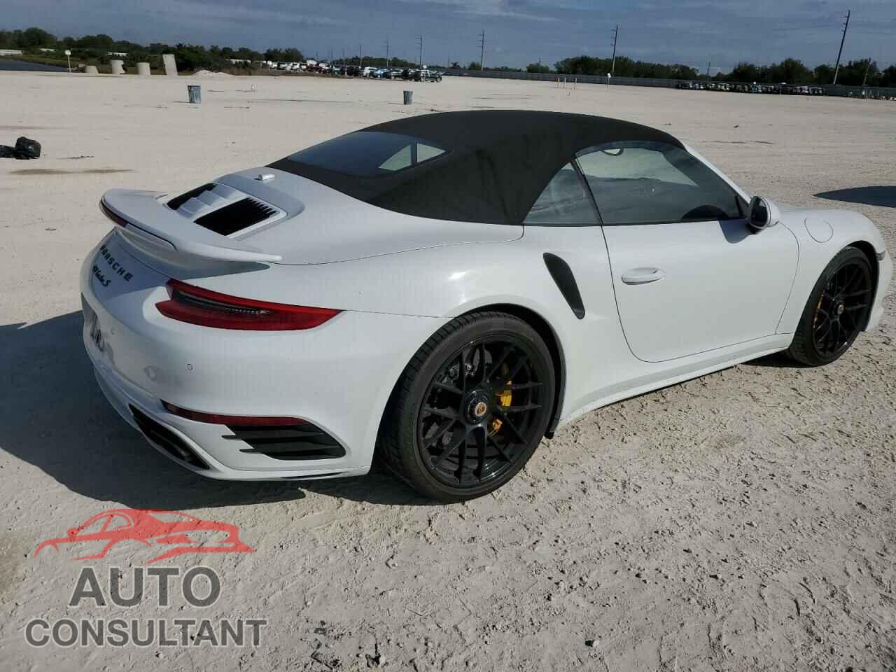 PORSCHE 911 2017 - WP0CD2A96HS178294